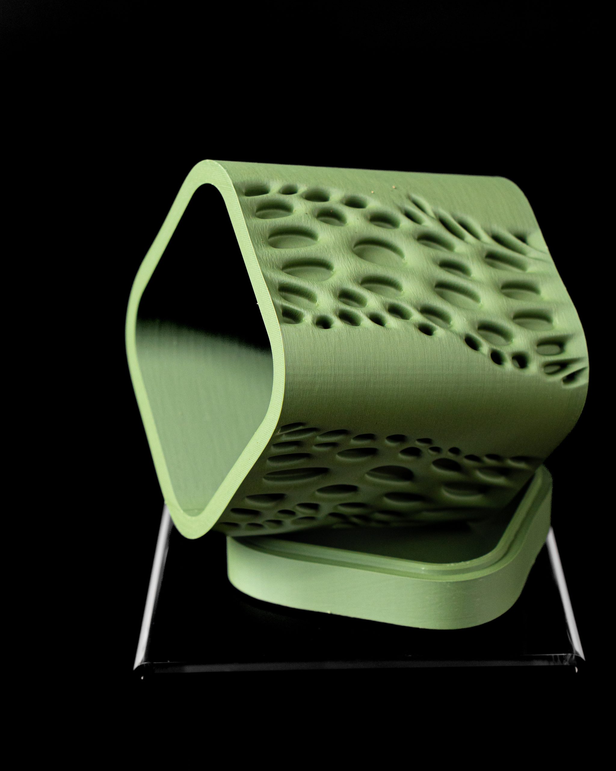 Vapor Planter Pot - Image 2