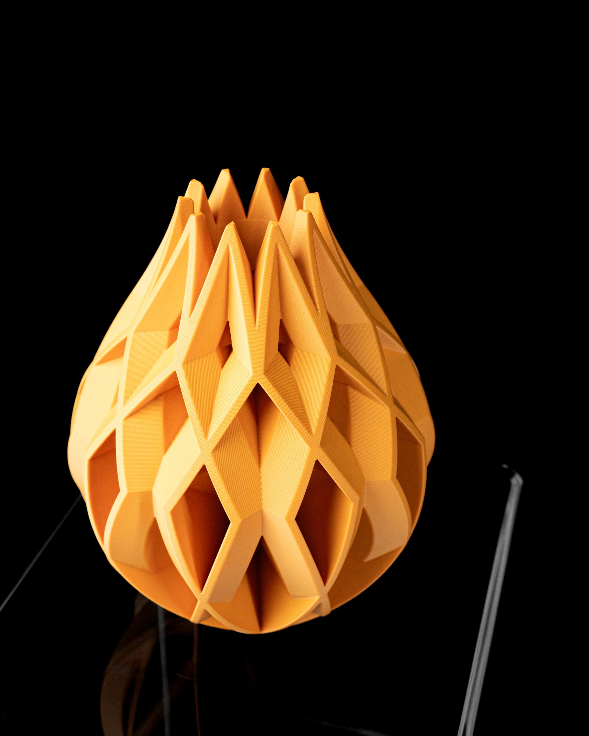 Von Flower Vase - Image 3